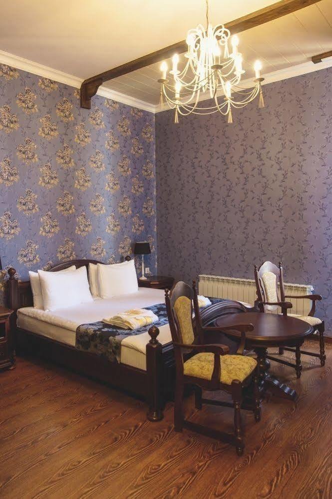 Promenade Park Hotel Shymkent Exterior photo