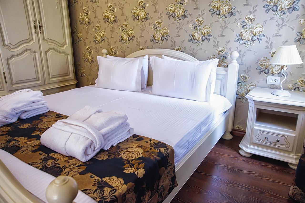 Promenade Park Hotel Shymkent Room photo
