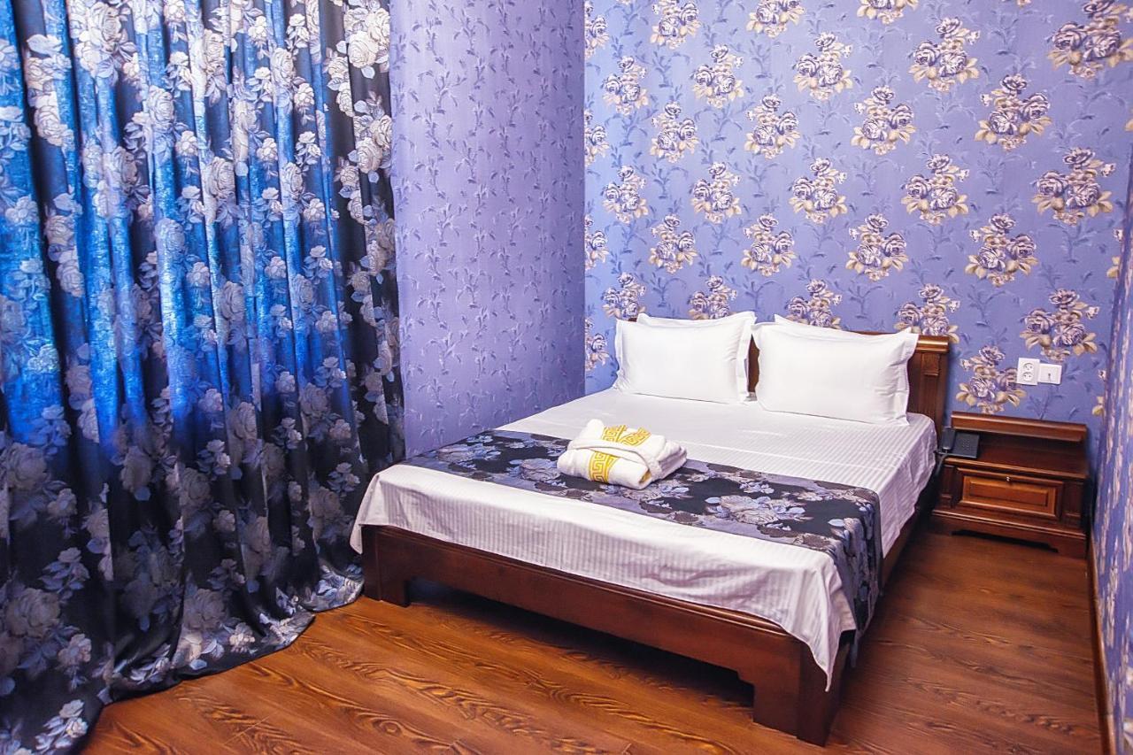 Promenade Park Hotel Shymkent Room photo