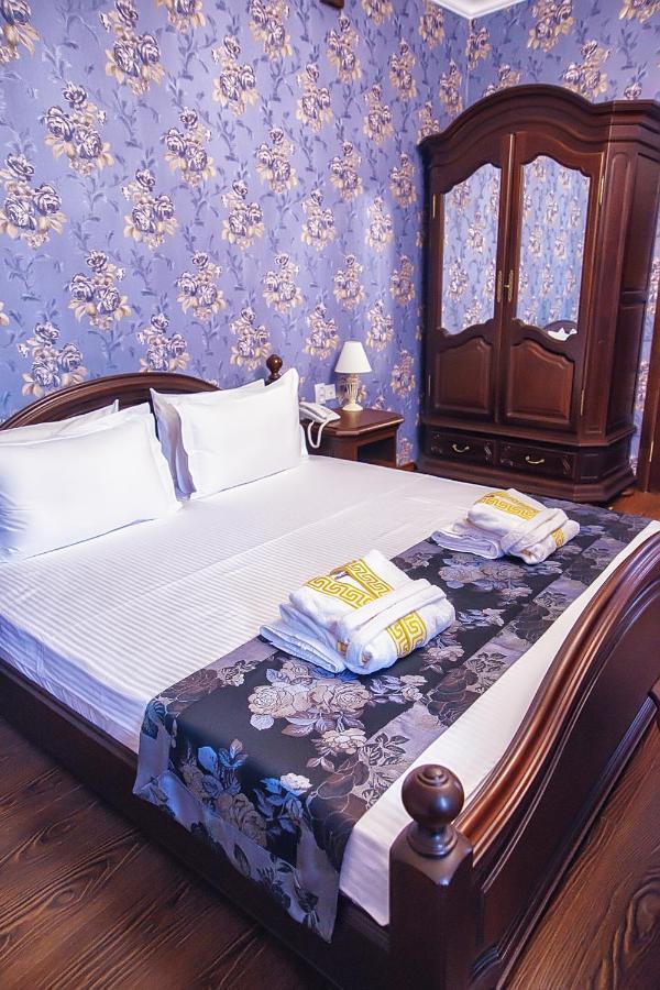 Promenade Park Hotel Shymkent Exterior photo